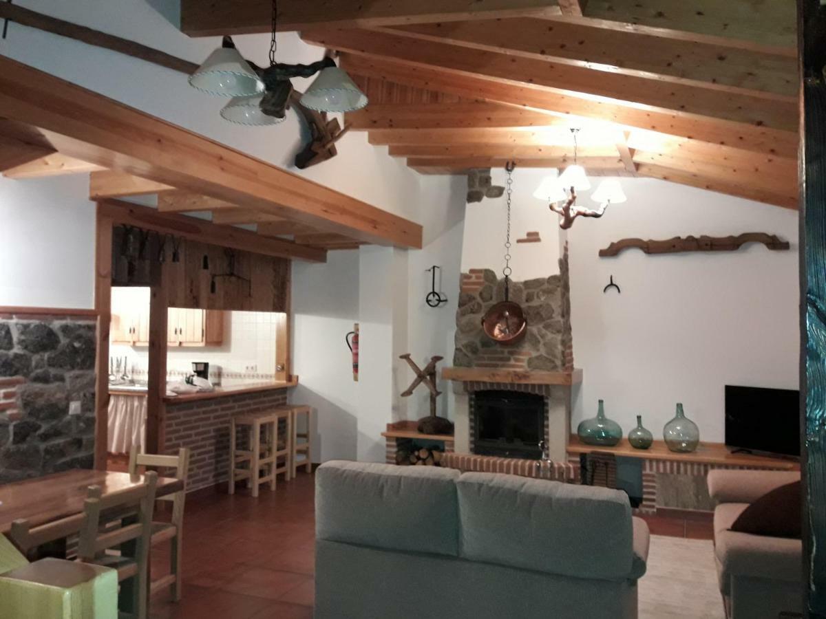 El Rondillo De Gredos Konuk evi Hoyos del Collado Dış mekan fotoğraf