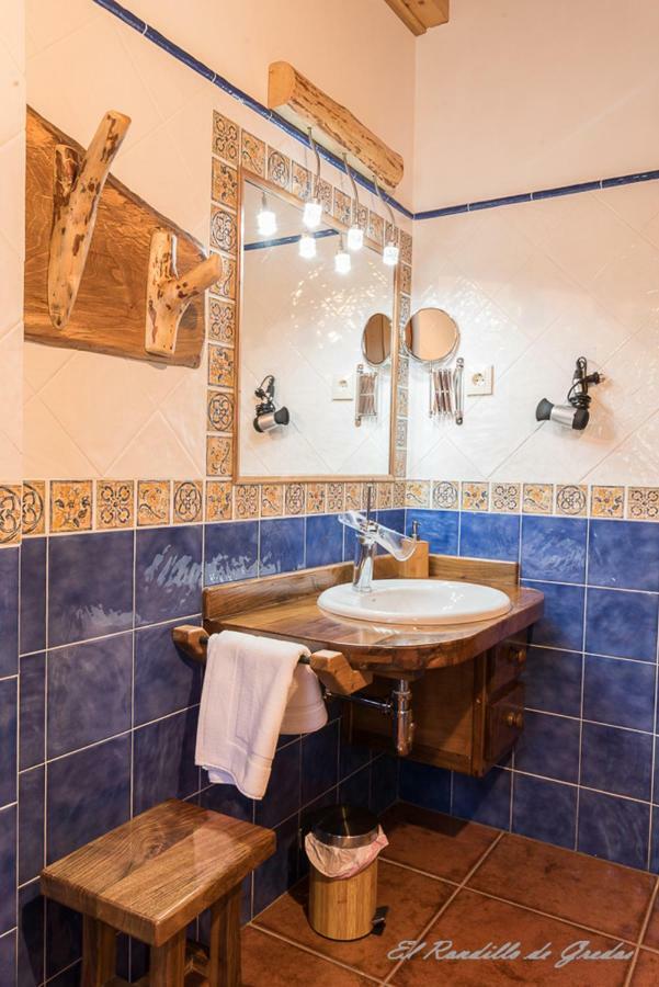 El Rondillo De Gredos Konuk evi Hoyos del Collado Dış mekan fotoğraf